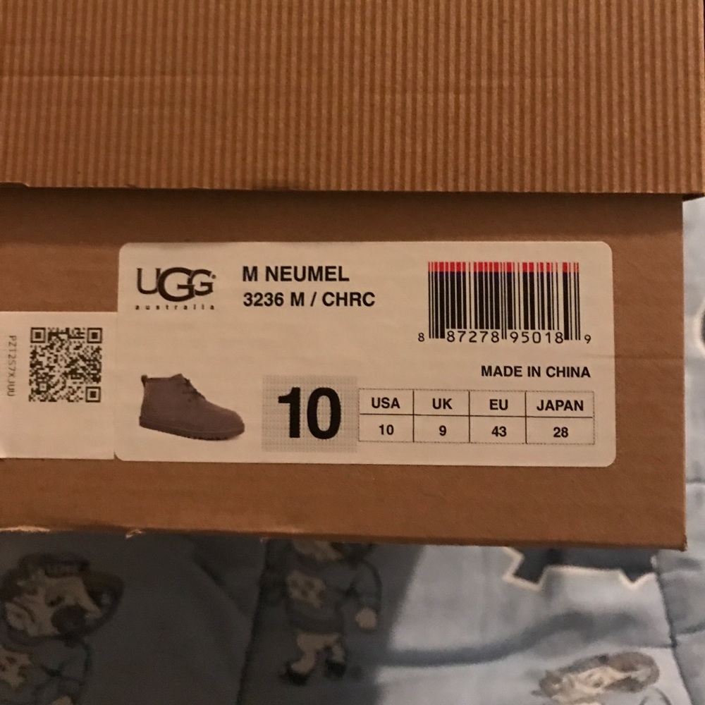 Grey ugg boots