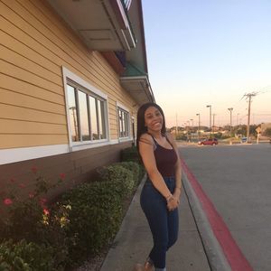 Meet your Posher, Keisha