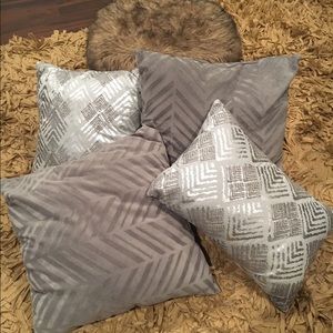 BRAND NEW throw pillows!