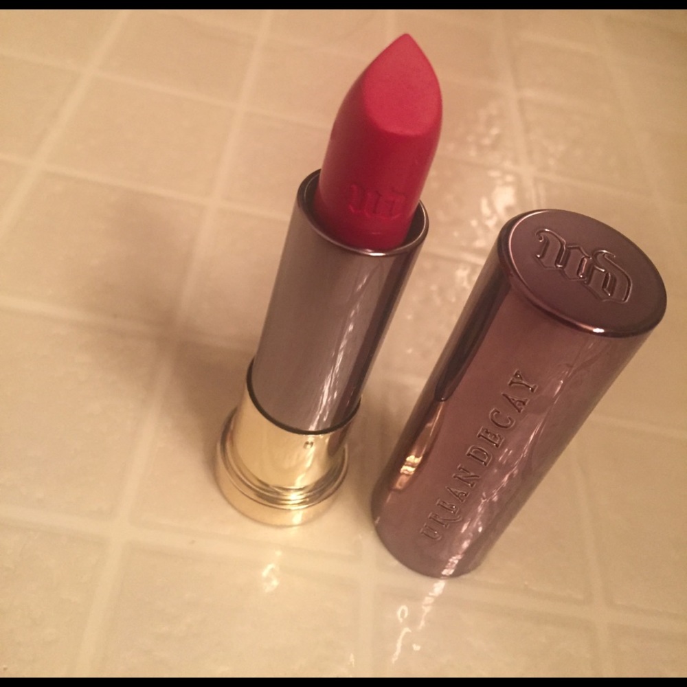 Urban Decay 714