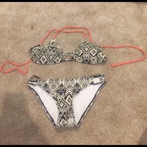 Pacsun super cute bikini