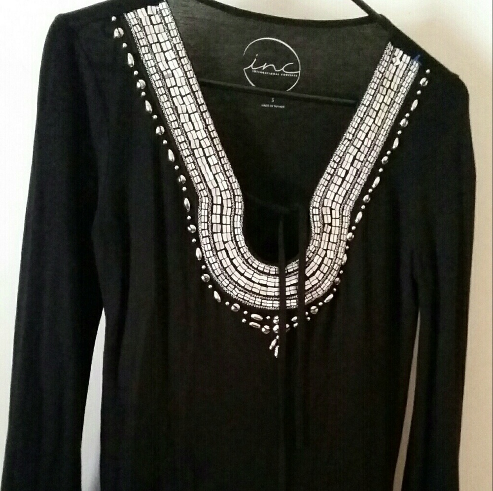 Silver jewelry very nice.