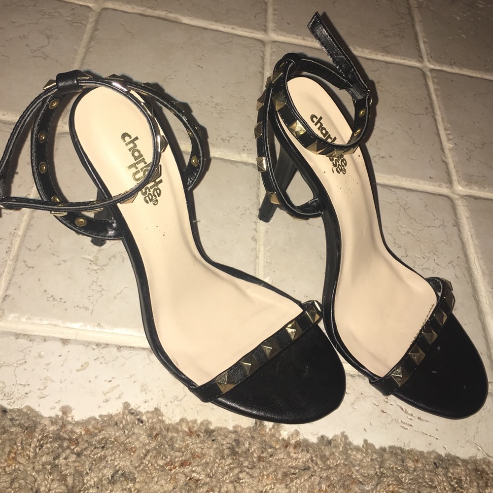 SOLD⚠️‼️Charlotte Russe Stud Heels