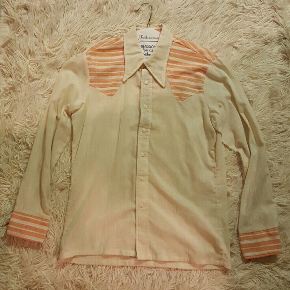 Accent western vintage button up