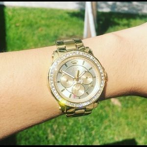 💎 OFFERS ACCEPTED 💎Juicy Couture Gold watch