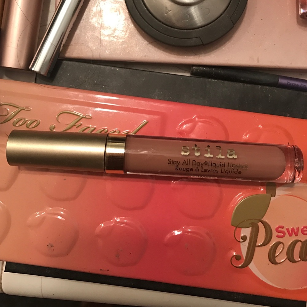 Stila Lipstick - Carmello