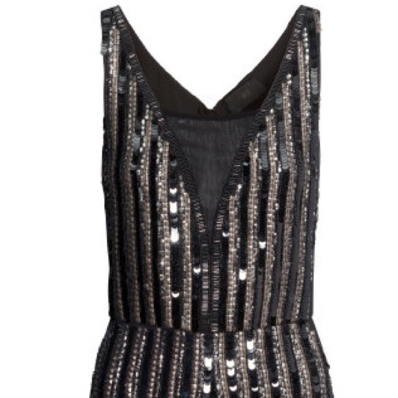 H&M beautiful black gold sequin and beaded jumpsuit romper XS - Picture 4 of 4