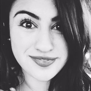 Meet your Posher, Savannah