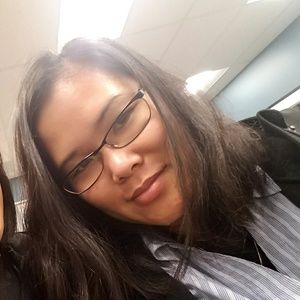 Meet your Posher, Leah