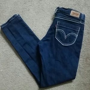 524 Levi jeans