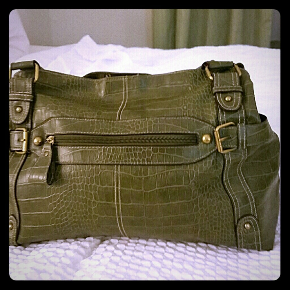 Large faux gator purse 50% off OBO