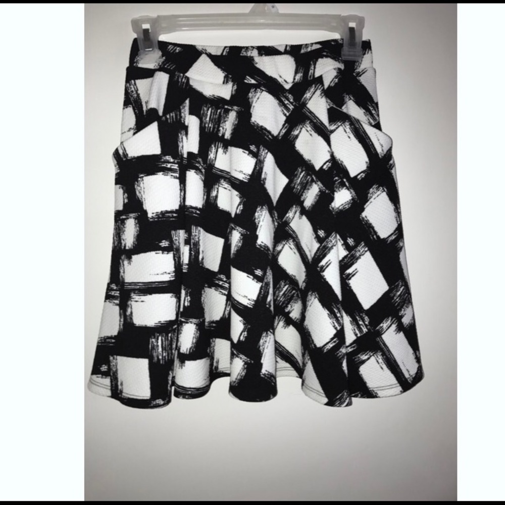 Soprano Skater skirt