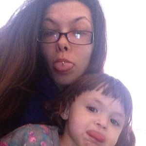 Meet your Posher, Crystal