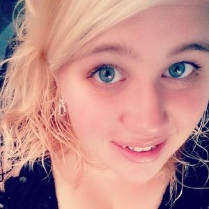 Meet your Posher, Ashleigh