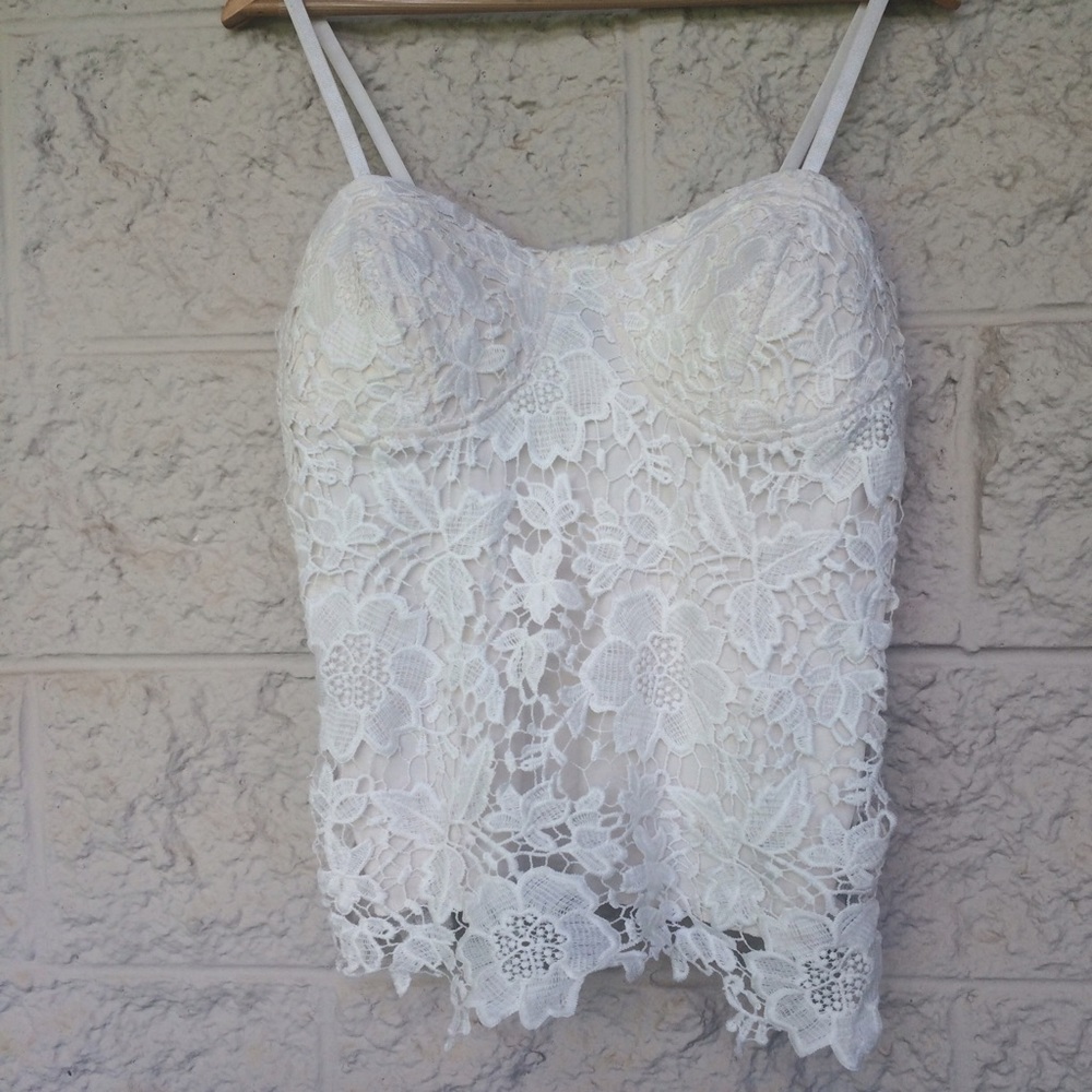 White Lace Festival top