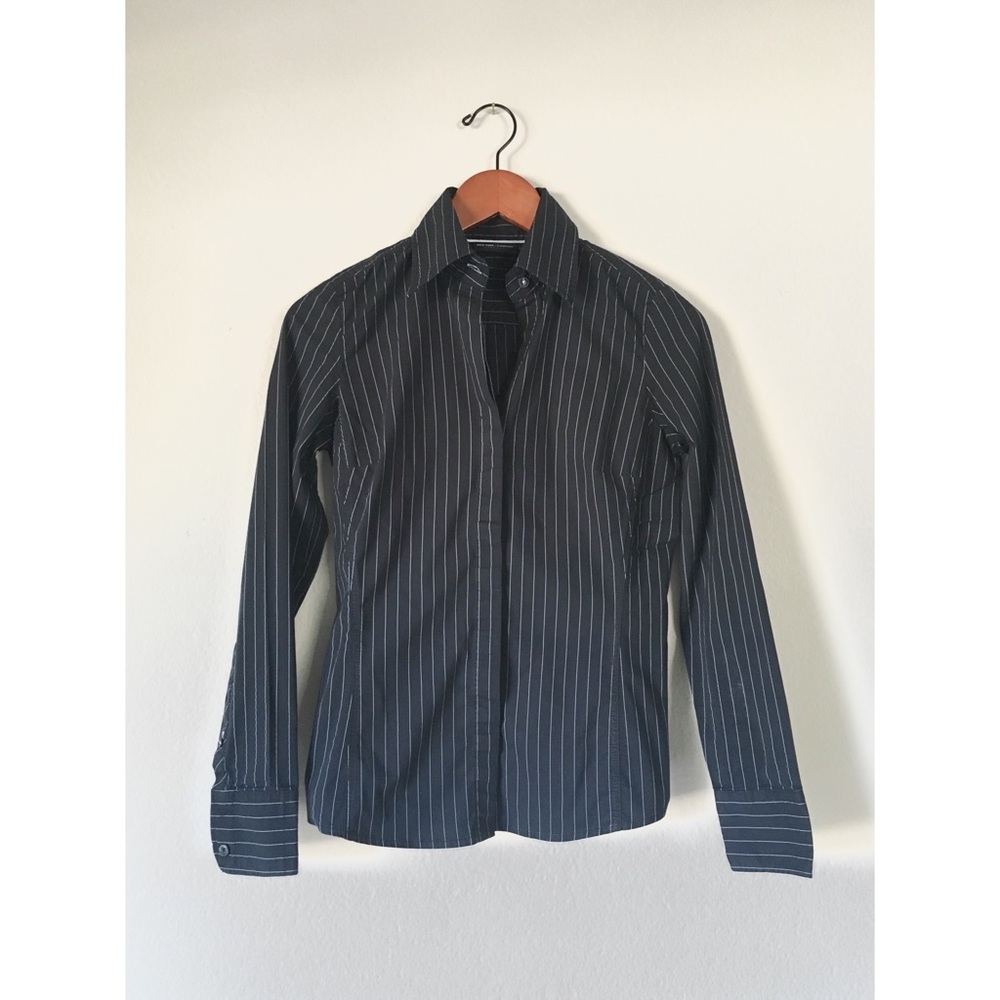 NY&Co. Black Pinstripe Button-Up