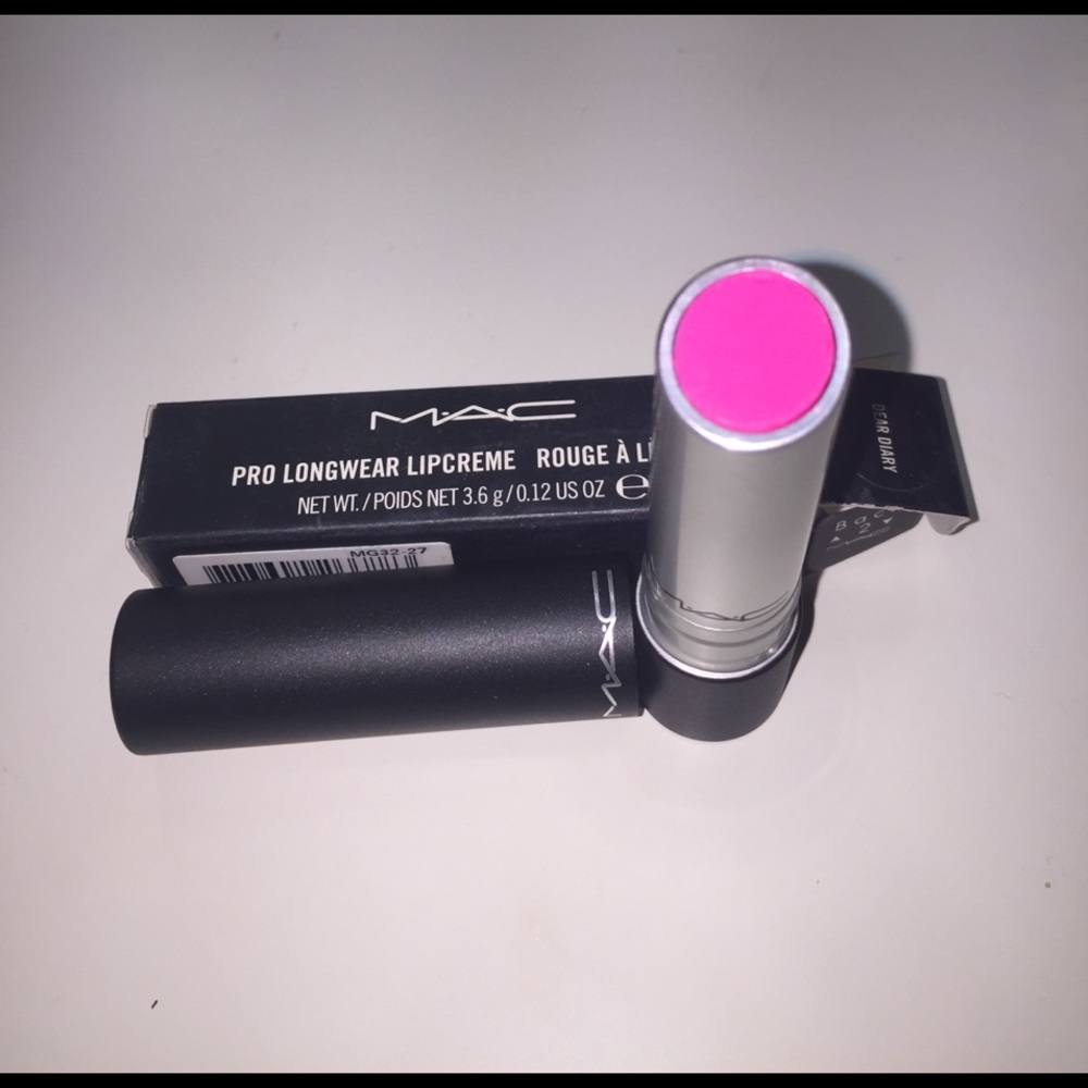 Mac Pro longwear lipstick