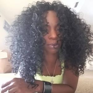 Meet your Posher, Lisa