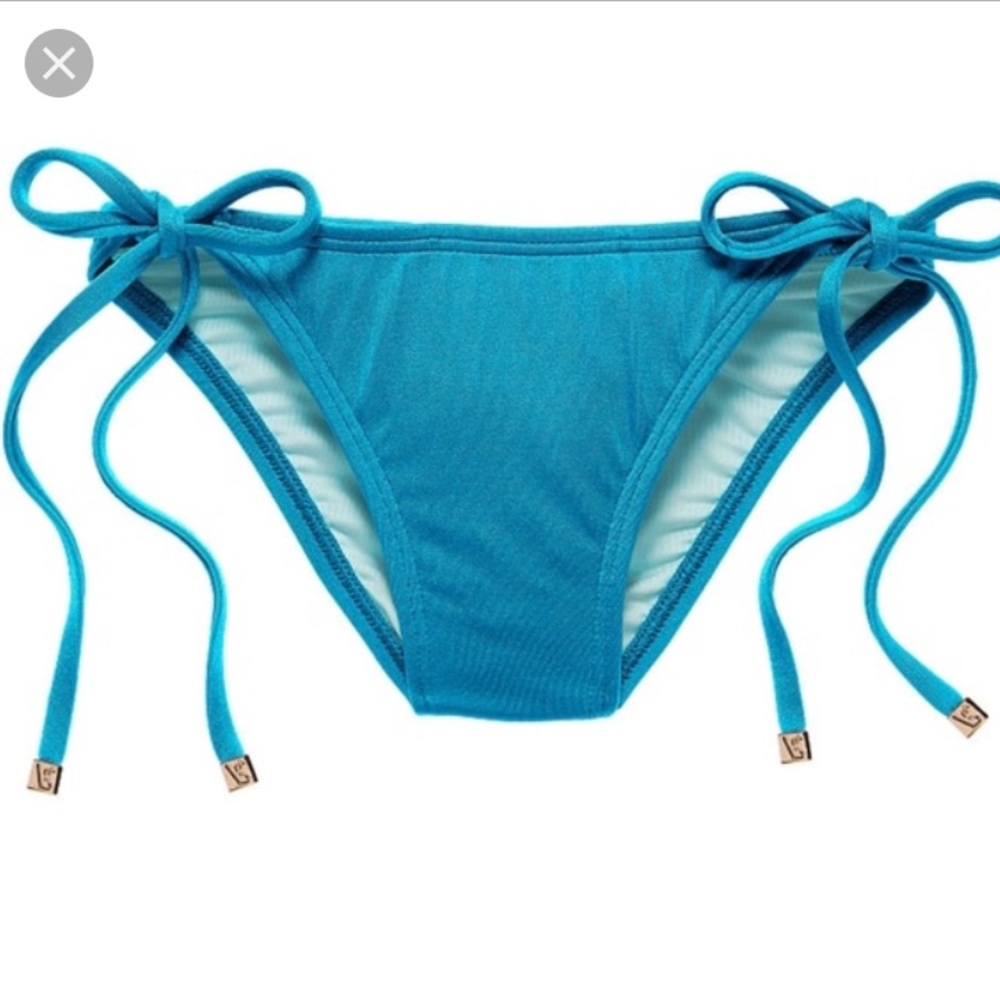 Victoria's Secret Skimpy String - NWT