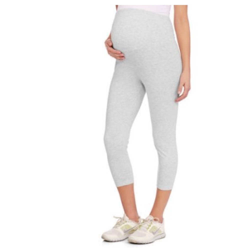 Oh Mama! 2 Full-Panel Capri Leggings