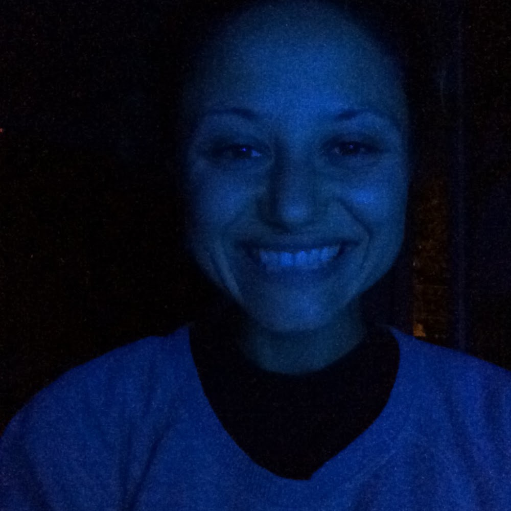 Meet your Posher, Gabriela