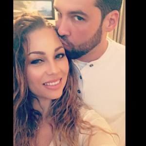 Meet your Posher, Roxanna