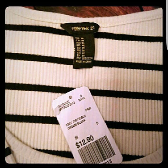 Striped top - Picture 2 of 2