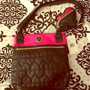 NEW! NEVER USED W/TAGS ON - BETSEY JOHNSON PURSE!