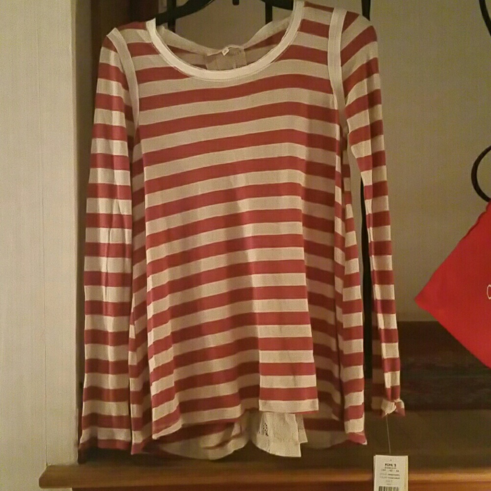 Rewind lace split backtee - Picture 3 of 6