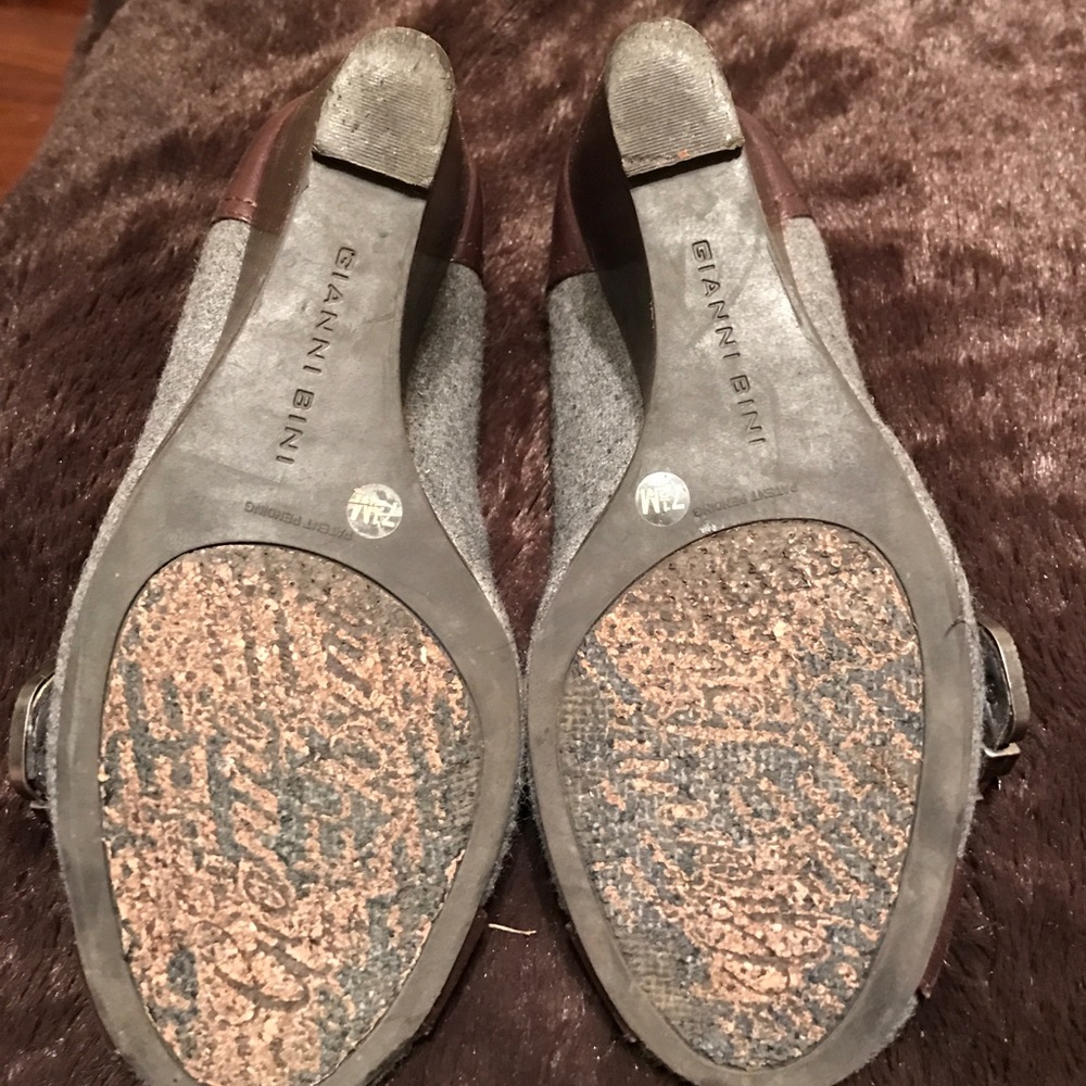 Heels - Picture 3 of 5