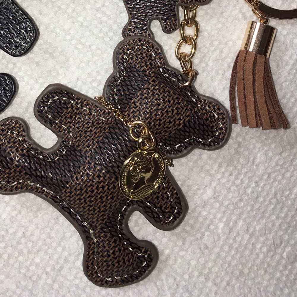 Brown teddy charm only