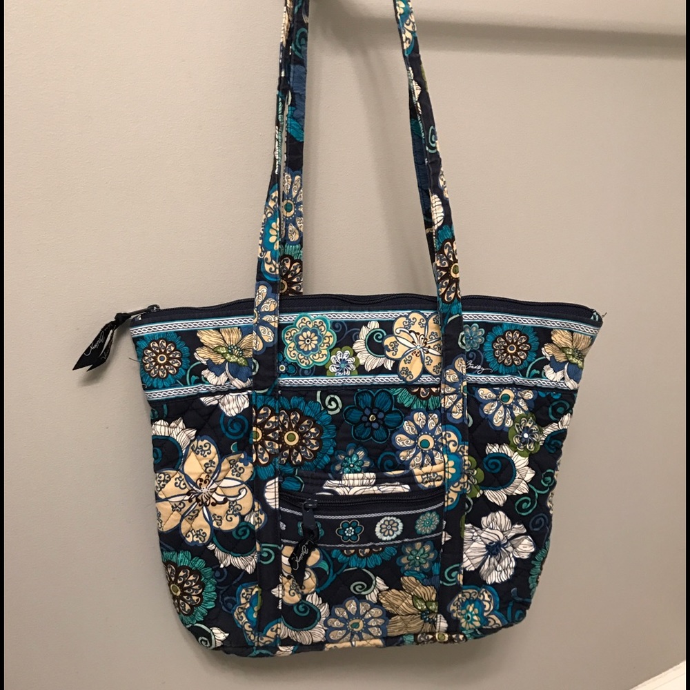 Vera Bradley Bucket Tote