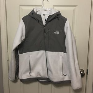 Size XL North Face Denali with Hood