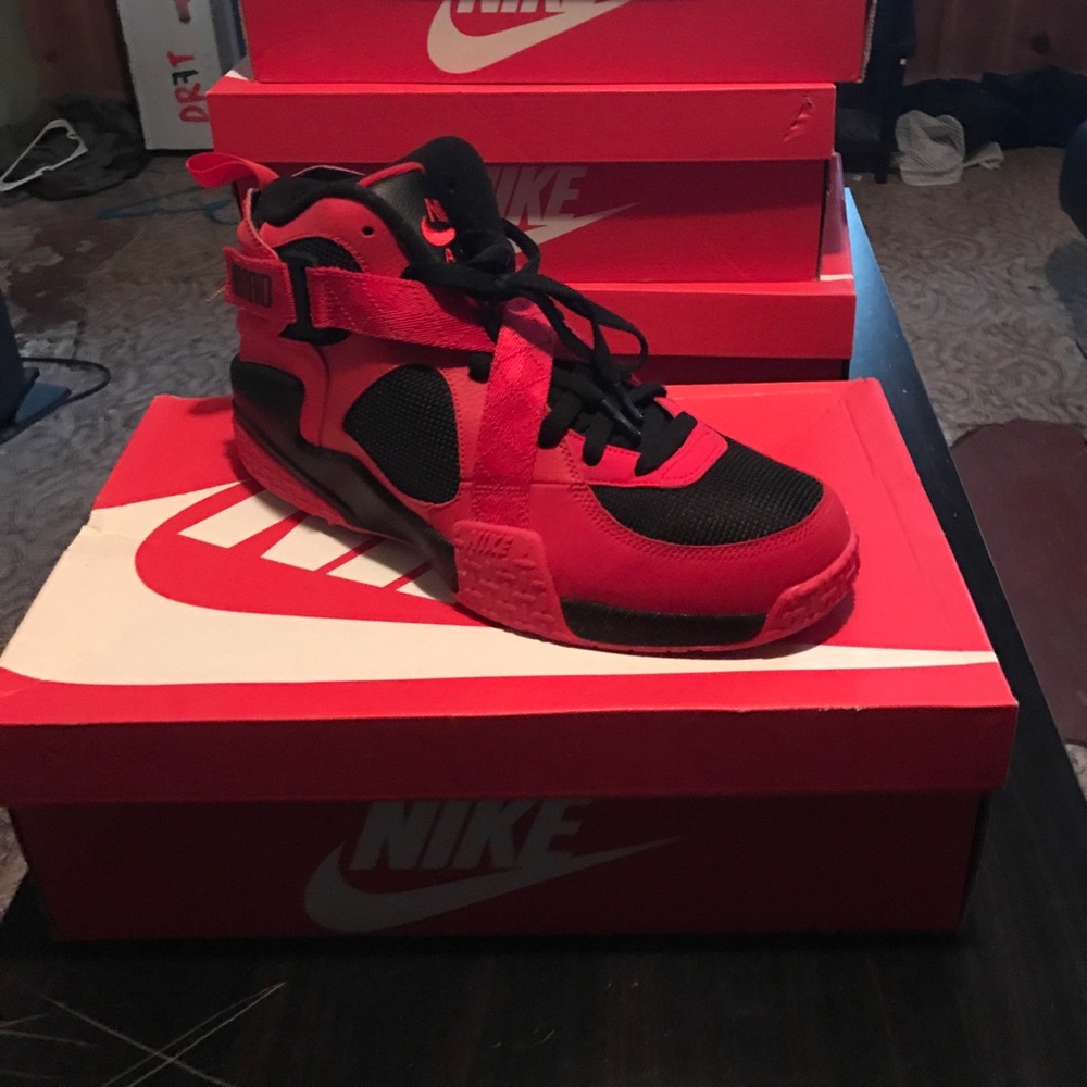Nike air raid