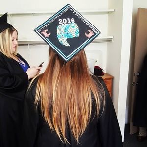 Meet your Posher, Lara