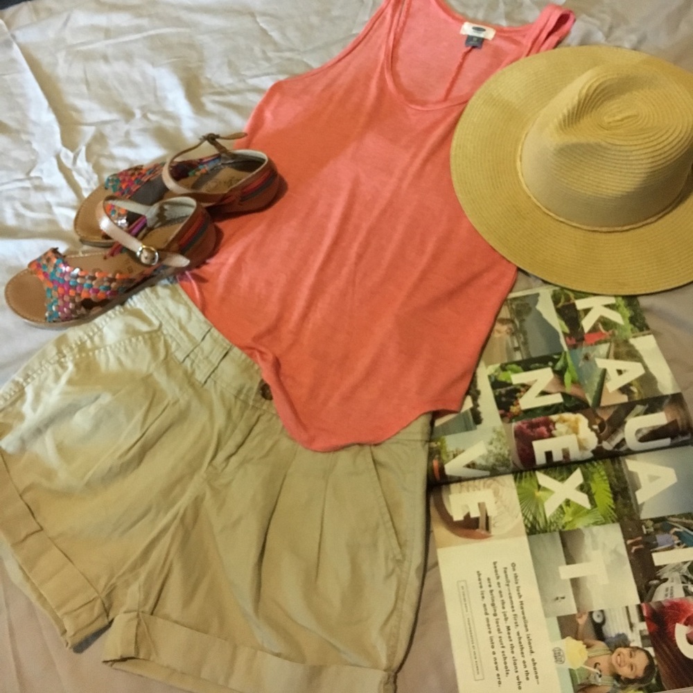 🍁🍂OLD NAVY low rise shorts