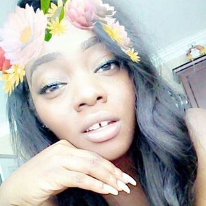 Meet your Posher, Shazell