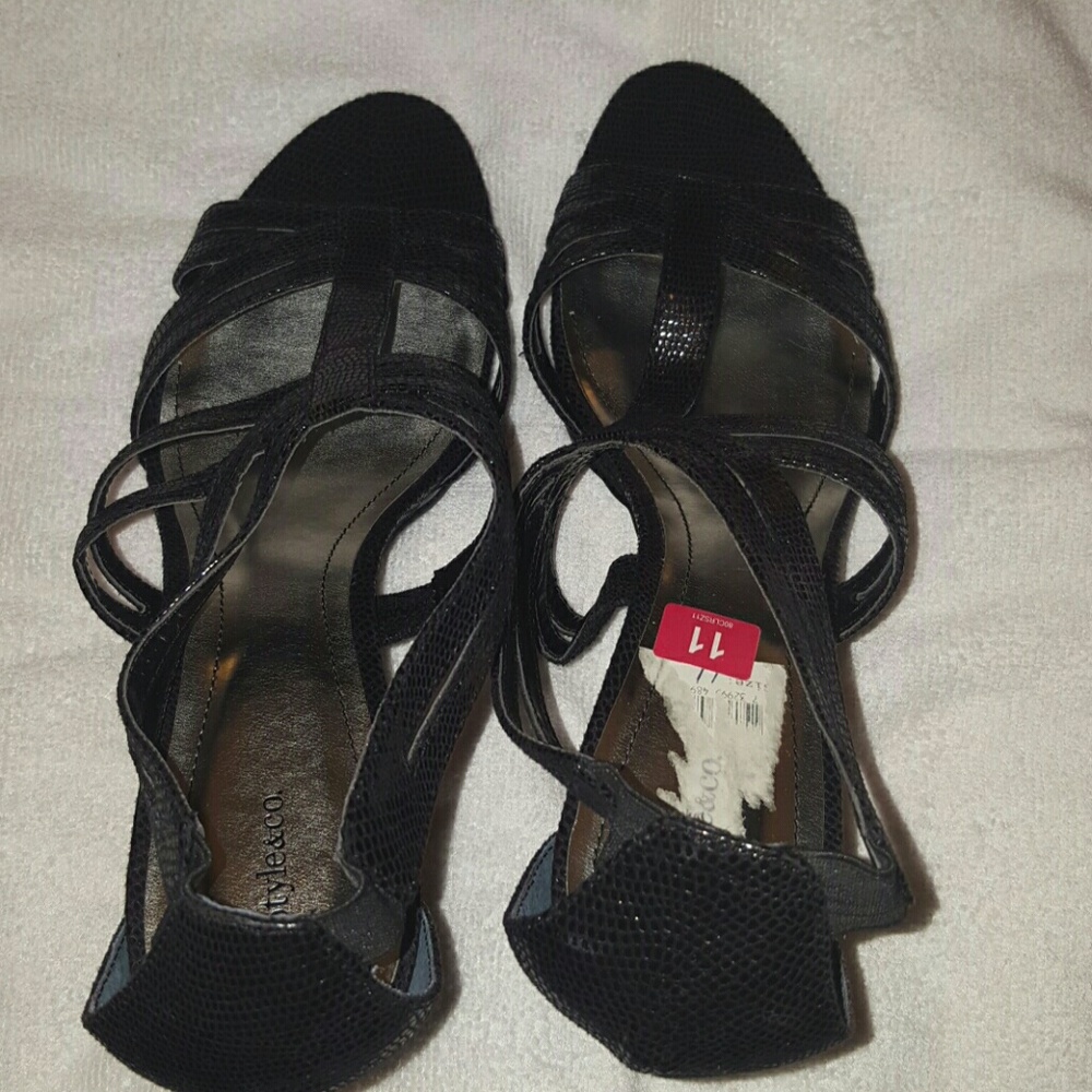 👠 Style & Co Size 11 Black Brand New Heals 👠