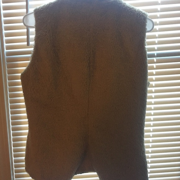 Patagonia Soft Vest (reversible) - Picture 3 of 4