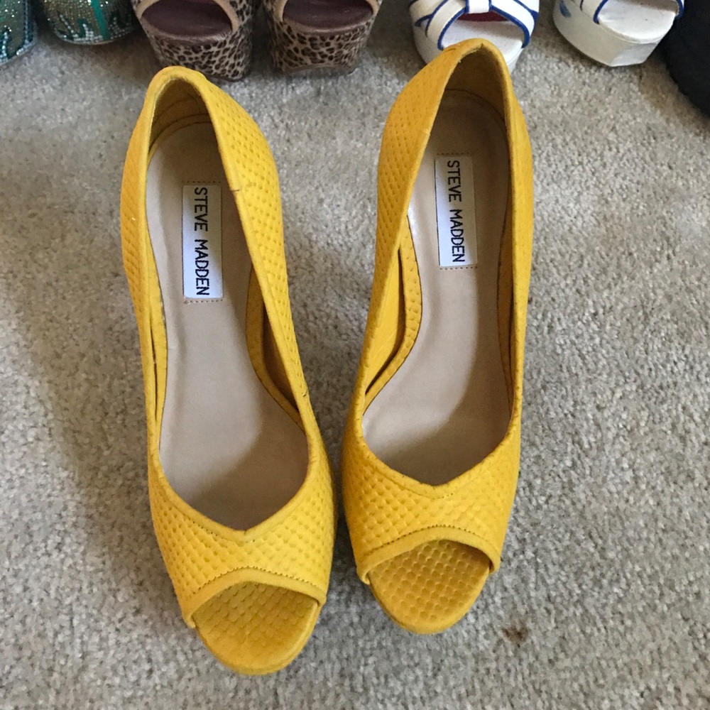 Steve Madden heels