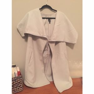 🎀 VALETTE Hooded Vest