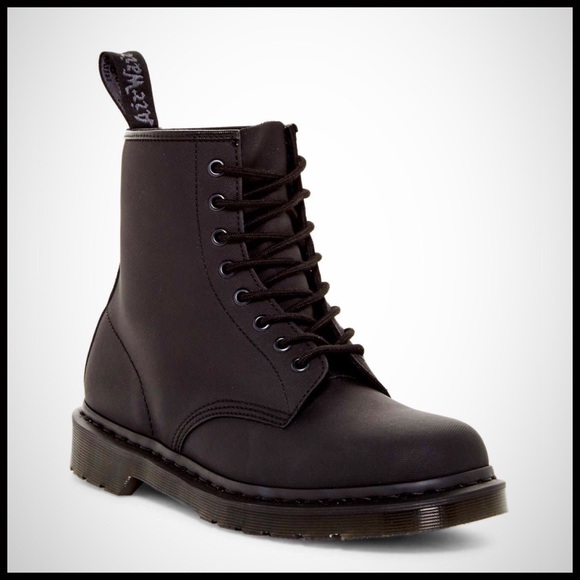❌SOLD❌Dr. Martens Boots - Picture 2 of 8