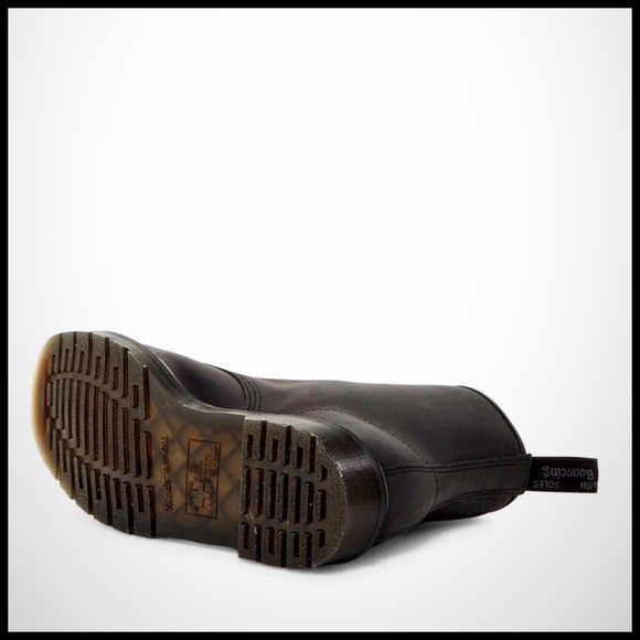 ❌SOLD❌Dr. Martens Boots - Picture 4 of 8