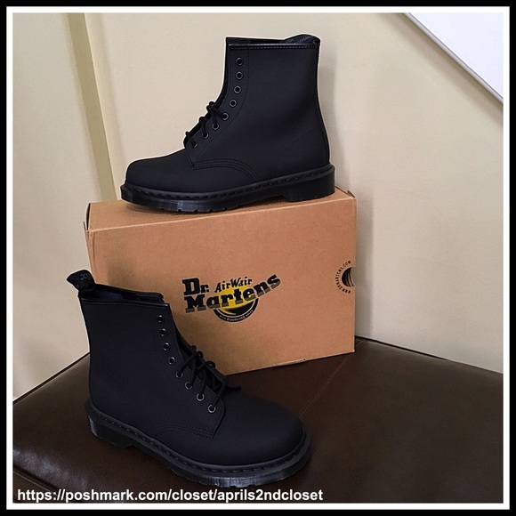 ❌SOLD❌Dr. Martens Boots - Picture 7 of 8