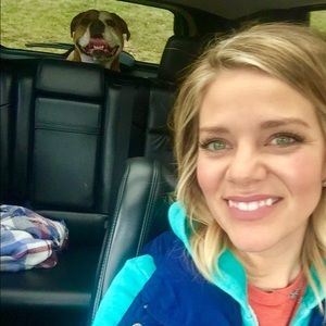 Meet your Posher, Kasey