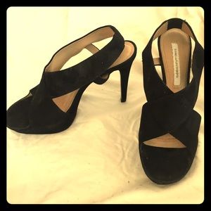 Diane Von Furstenberg black heels