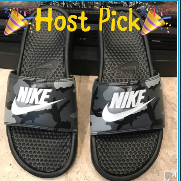 size 18 nike slides