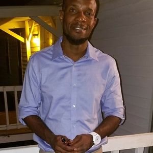 Meet your Posher, Carlos