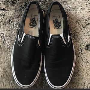 Black canvas vans