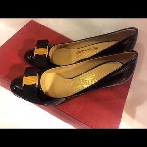 Salvatore Ferragamo 'Carla' pumps